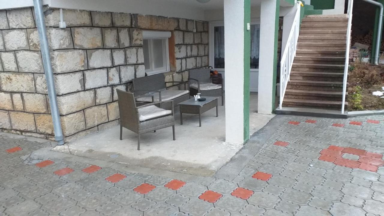 Guest House Vila Banjica Pirot Exterior foto